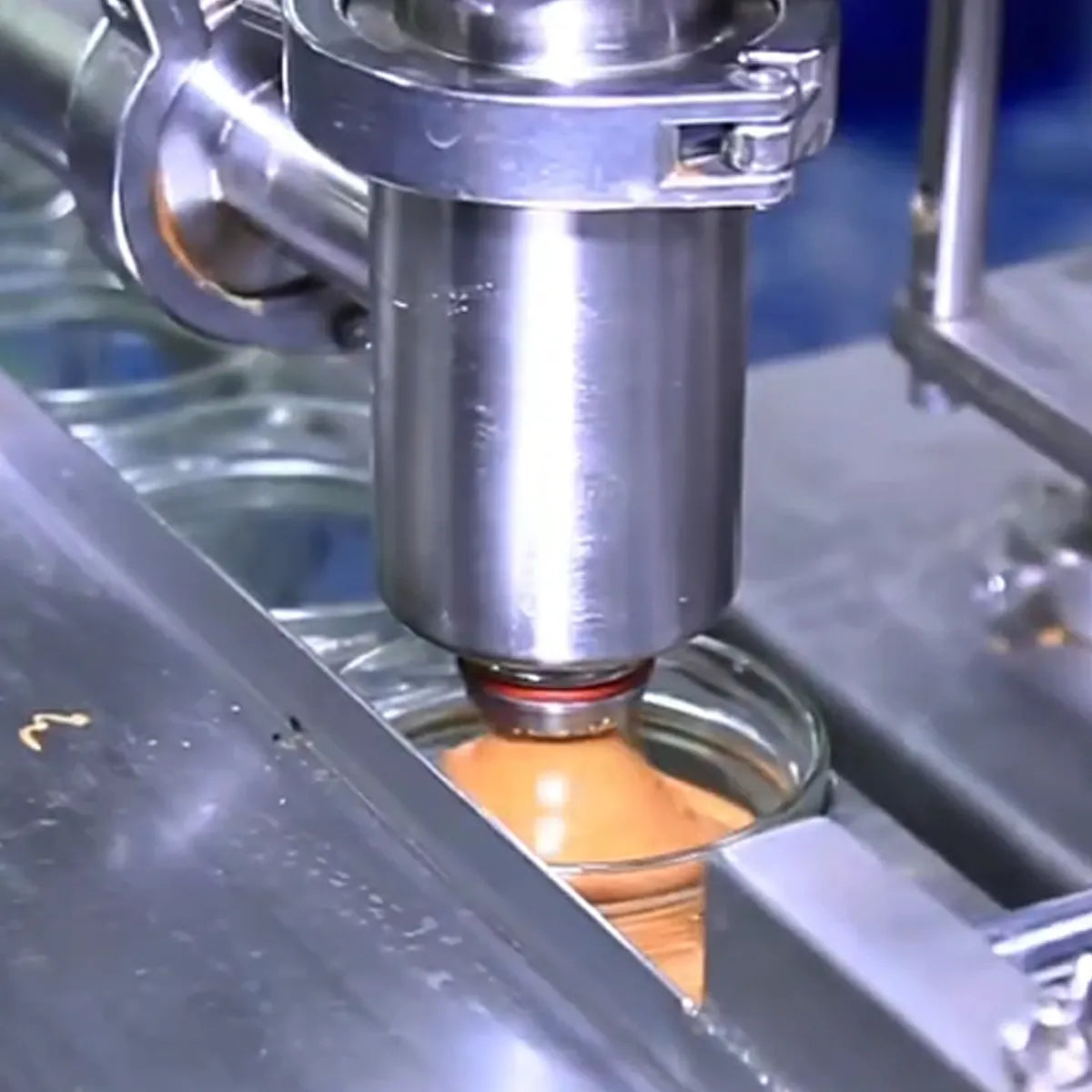 Makeup manufacturing companies like KAIYA use powder pressing equipment to support pressed powder, blush, and eyeshadow production.
