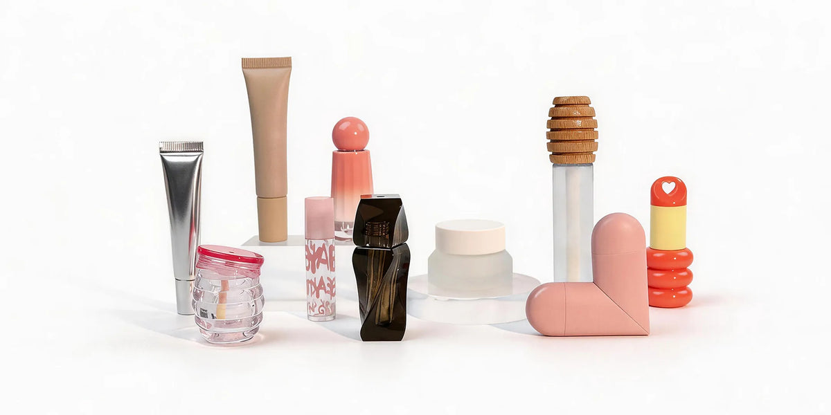 A Guide to Choosing Lip Gloss Containers by Format and Application Method