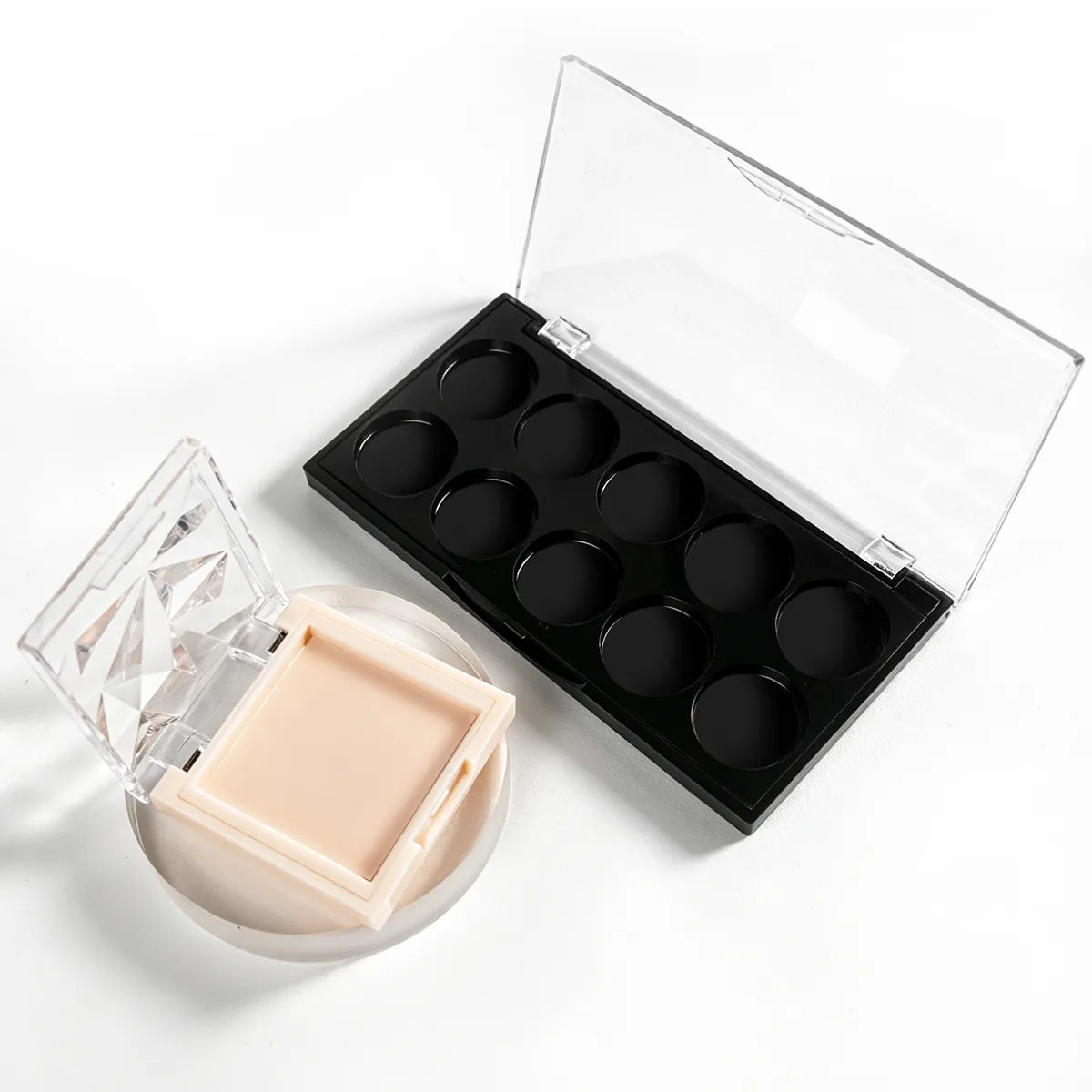 KAIYA empty makeup palette size options with small compact and larger multi-pan case for custom makeup palette packaging projects