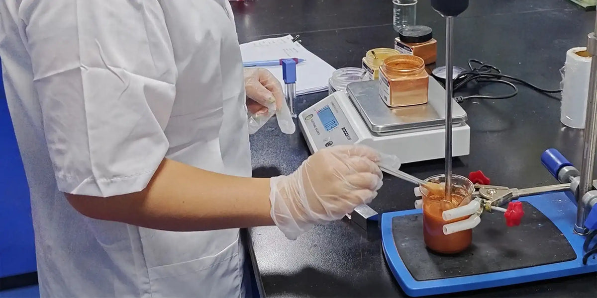 Lip gloss formula development and laboratory mixing at KAIYA, a lip gloss manufacturer