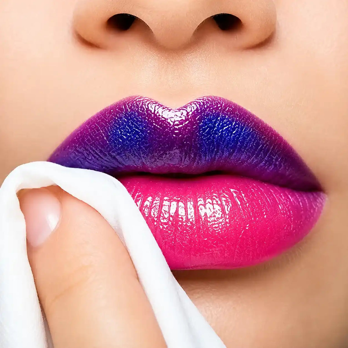 KAIYA pearl color-changing lipstick with blue and purple reflective effects